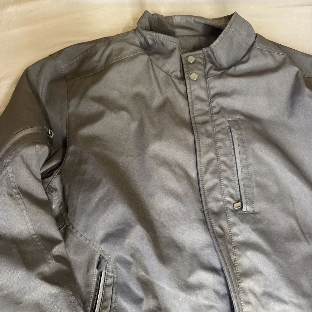 Tumi Tech Jacket Full Zip Men's XXL 2XL Black Multi Pocket Buttons Snap Nice - Picture 4 of 9